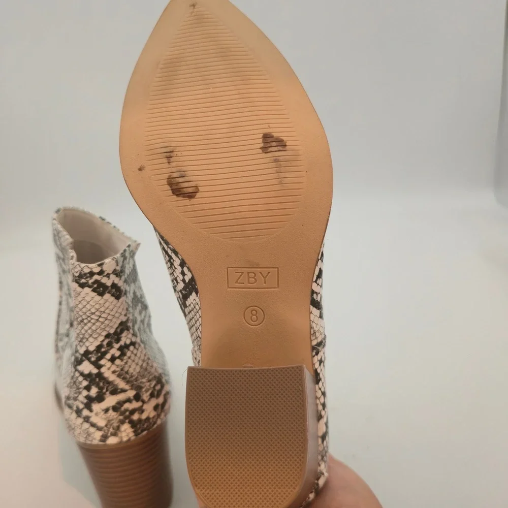 ZBY Women Ankle Boots Size 8 Faux Snakeskin Print Pointed Toe Block Heel Booties
